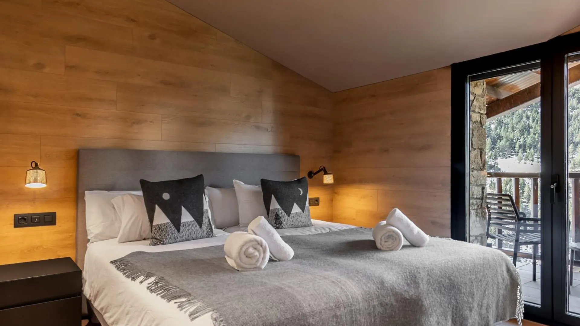 Luxury Summit Penthouse - Soldeu - By Ski Chalet Andorra Apartment